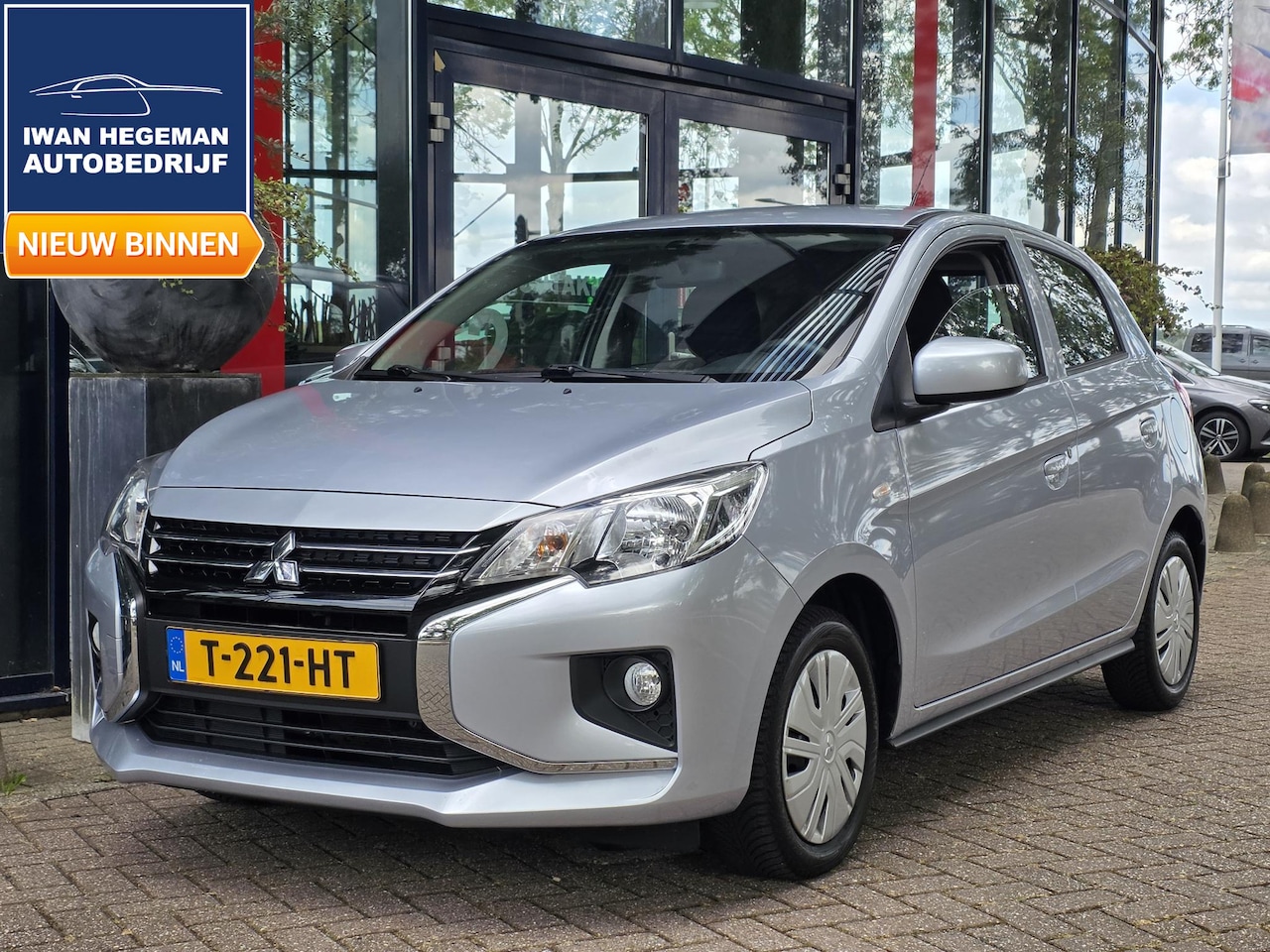 Mitsubishi Space Star - 1.2 Connect | Airconditioning |Elektrisch bedienbare ramen - AutoWereld.nl