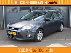 Ford Focus Wagon - 1.0 EcoBoost Titanium Airconditioning, Lichtsensor, Navigatie, PDC
