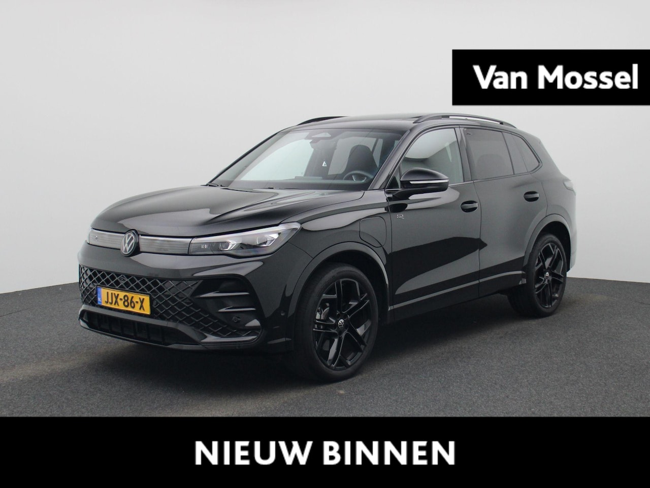 Volkswagen Tiguan - 1.5 eHybrid R-Line Edition 204 PK| Origineel Nederlands | Trekhaak | Panoramadak | 360 Cam - AutoWereld.nl
