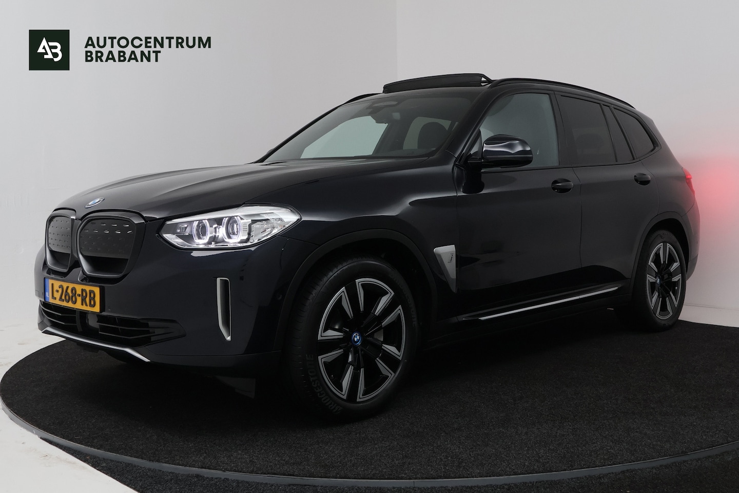 BMW iX3 - Executive 80 kWh SOH 97% (PANORAMADAK, CAMERA, STOELVERWARMING, ELEKTR STOELEN, CRUISE ADA - AutoWereld.nl