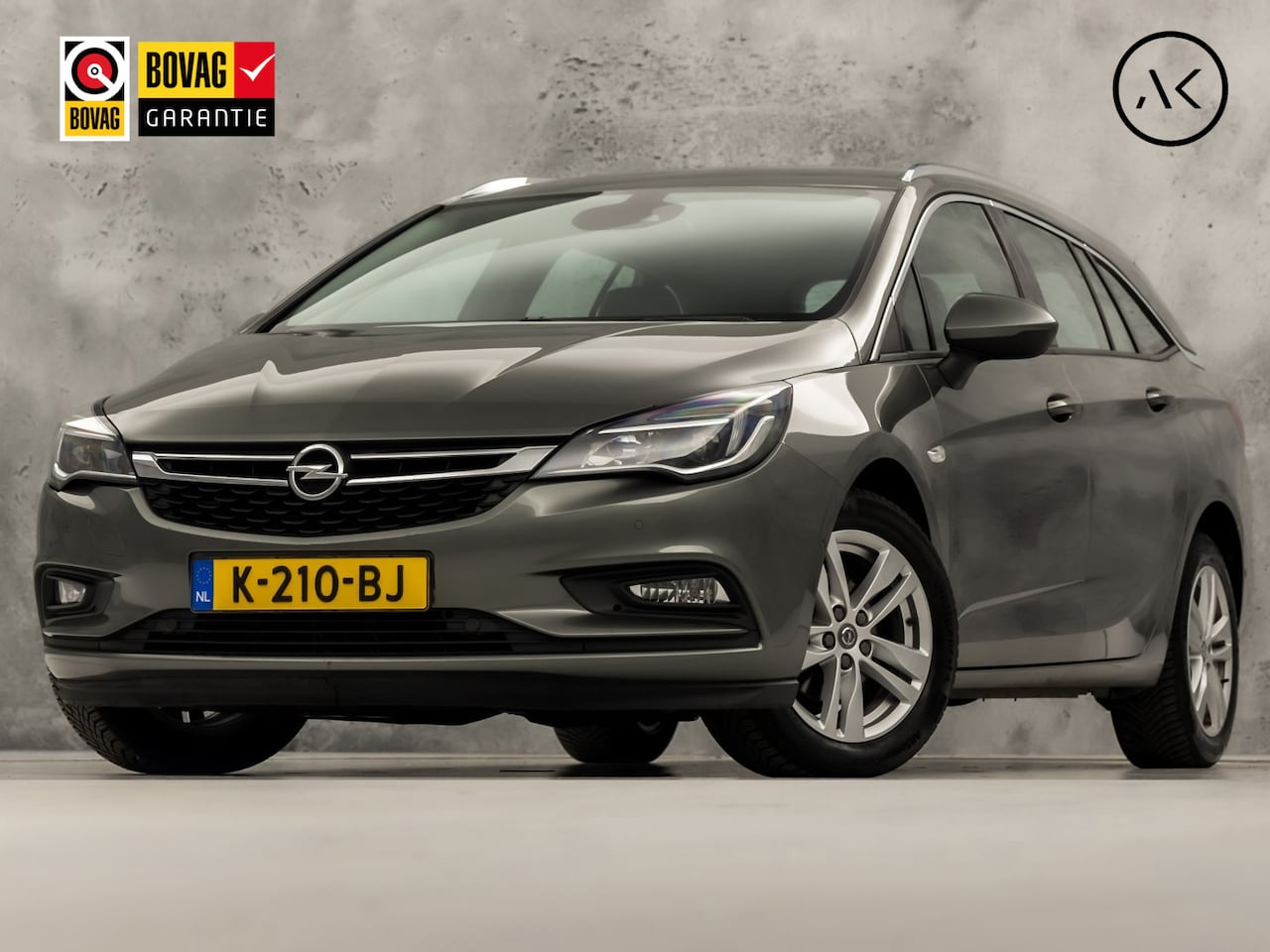 Opel Astra Sports Tourer - 1.4 Turbo Innovation Sport 150Pk Automaat (APPLE CARPLAY, NAVIGATIE, CAMERA, STUUR/STOELVE - AutoWereld.nl