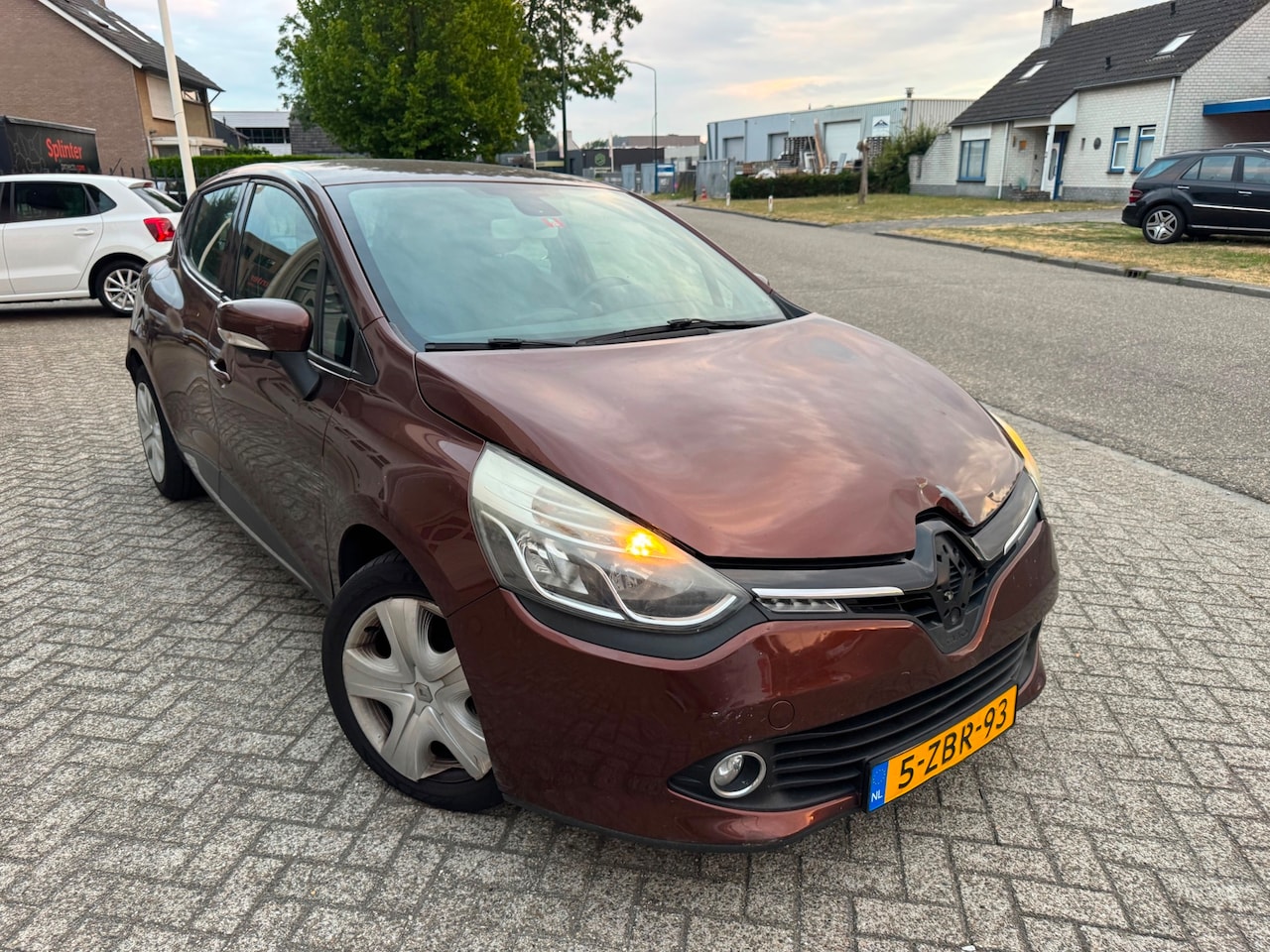 Renault Clio - 0.9 TCe Dynamique Clima - AutoWereld.nl