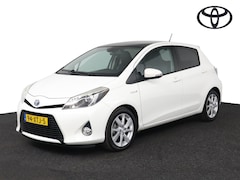 Toyota Yaris - 1.5 Full Hybrid Dynamic | Panoramadak | Cruise Control | Parkeercamera |
