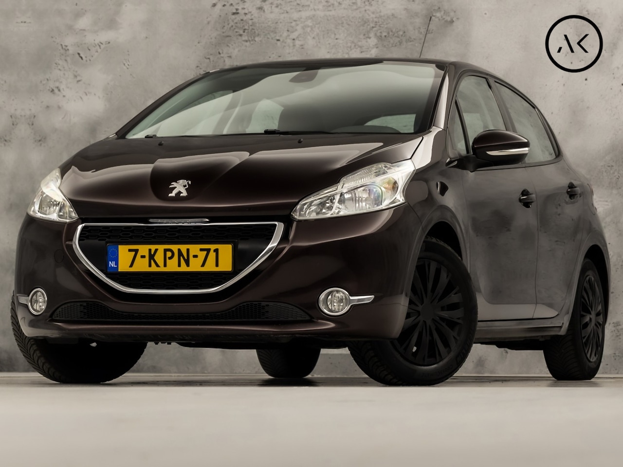 Peugeot 208 - 1.2 VTi Deluxe Sport (NAVIGATIE, CLIMATE, CRUISE, SPORTSTOELEN, PARKEERSENSOREN, NIEUWSTAA - AutoWereld.nl