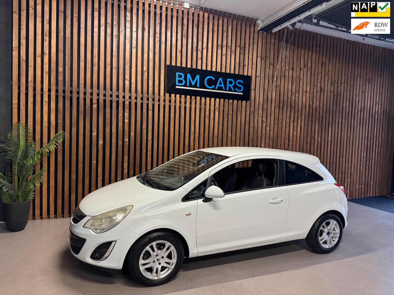 Opel Corsa - 1.2 EcoFlex Anniversay Edition LPG Airco,Trekhaak - AutoWereld.nl