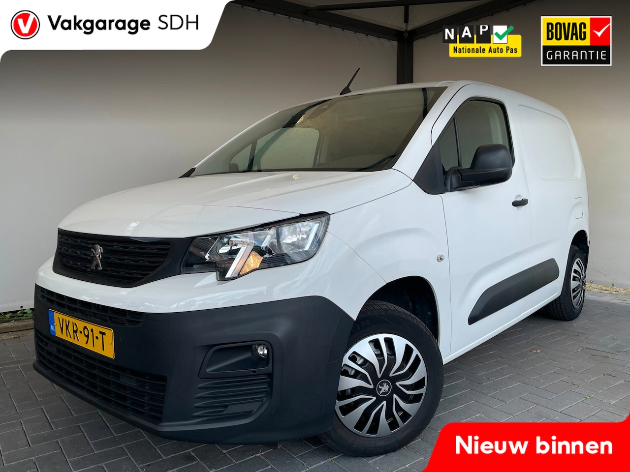 Peugeot Partner - 1.5 BlueHDI Premium|Stoelverwarming|Trekhaak|Cruise Control|Euro 6|Eerste eigenaar|NAP|Car - AutoWereld.nl