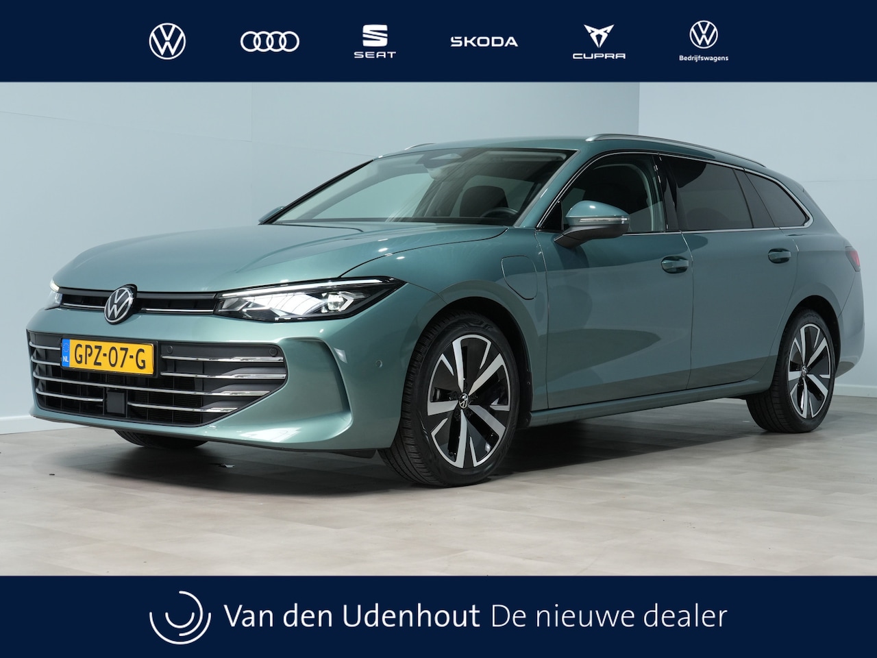 Volkswagen Passat Variant - 1.5 eHybrid 204pk DSG Business | Wegkl. trekhaak | Stoelventilatie | Camera | Acc - AutoWereld.nl