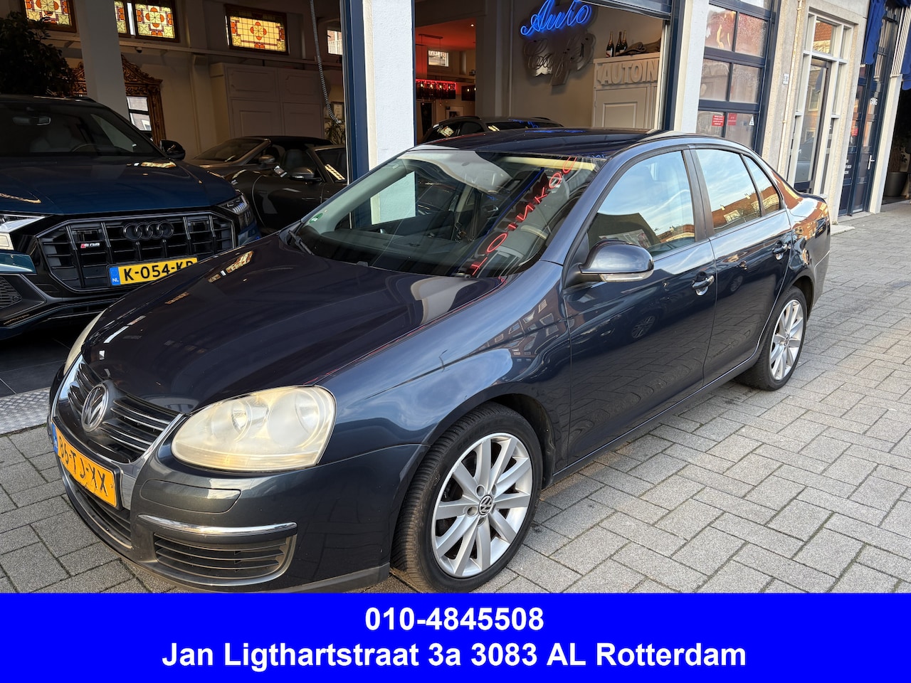 Volkswagen Jetta - 1.6 FSI Trendline NW APK 02-2027-CLIMA/LM VELGEN - AutoWereld.nl