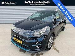 Kia e-Niro - ExecutiveLine 64 kWh SOH 100% | Trekhaak | Sunroof | Privacyglass | Keyless | Stoel& Stuur