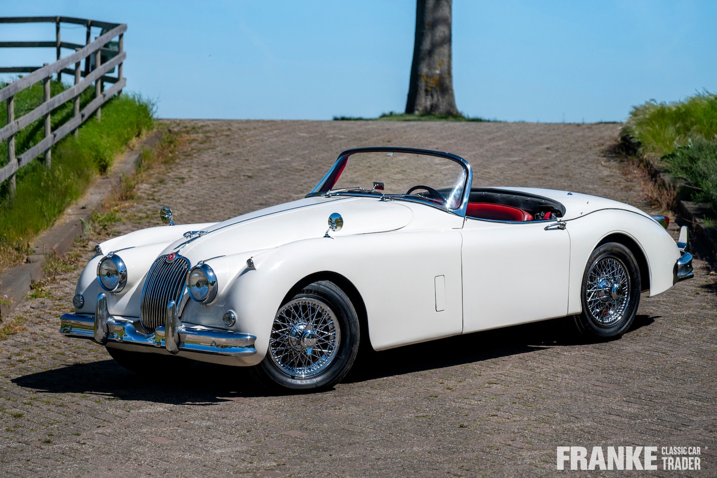 Jaguar XK - 150 OTS - AutoWereld.nl