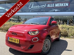 Fiat 500 - RED 24 kWh Achteruitrijcamera - Apple carplay - Navigatie - Parkeersensor achter - Draadlo
