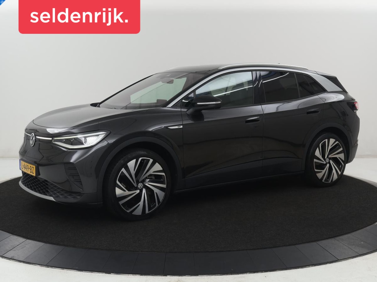 Volkswagen ID.4 - First Max 77 kWh | SOH 91,9% | Panoramadak | Leder/alcantara | Memory | Stuur/stoel verwar - AutoWereld.nl