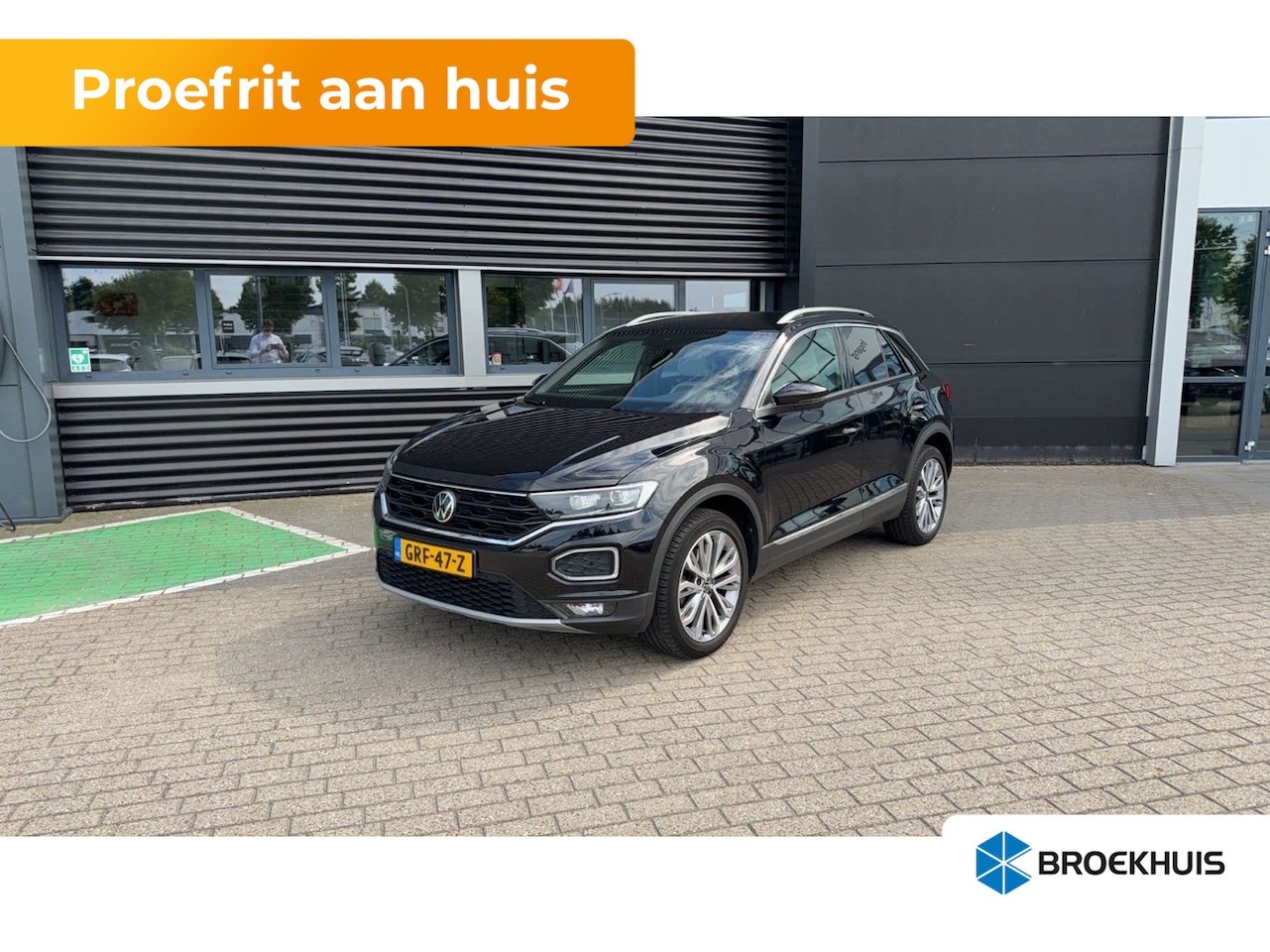 Volkswagen T-Roc - 1.5 TSI Sport Business R Camera | Elec achterklep | Stoelverwarming | Climate | Trekhaak | - AutoWereld.nl