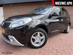 Dacia Sandero - 1.2 Lauréate|NWEAPK|AIRCO|ELEK PAKKET|TREKHAAK