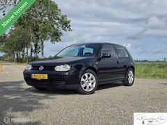 Volkswagen Golf - 1.6-16V Pacific dealer onderhouden