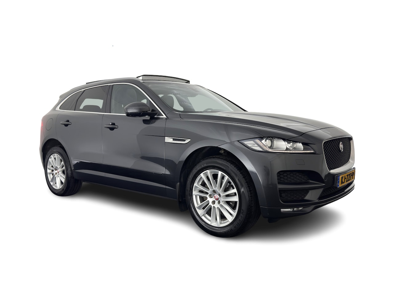 Jaguar F-Pace - 2.0 Portfolio AWD 20d Aut. *PANO | LEATHER | XENON | DIGI-COCKPIT | MERIDIAN-SOUND | KEYLE - AutoWereld.nl
