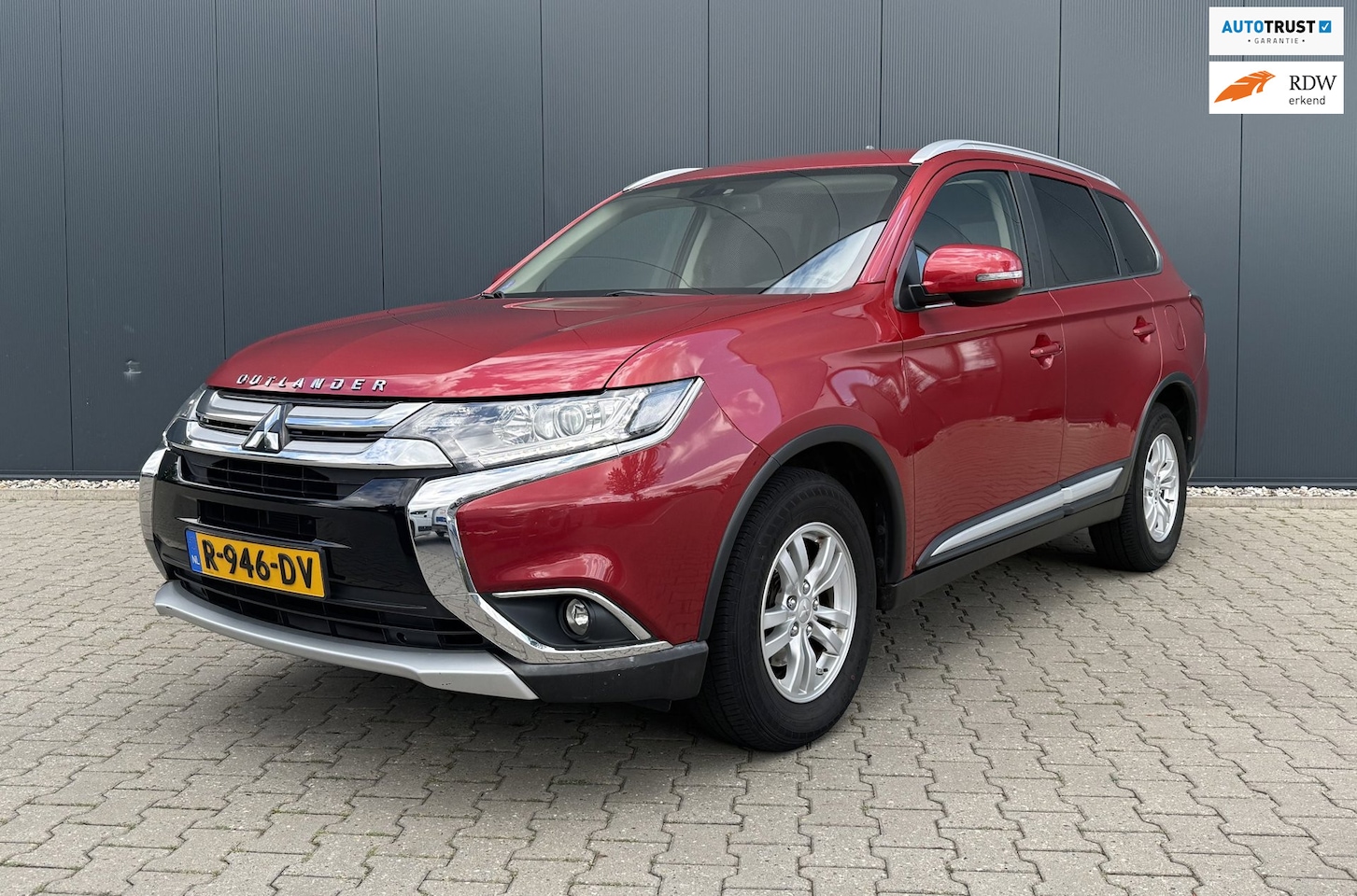 Mitsubishi Outlander - 2.0 Business Edition Camera Airco APK - AutoWereld.nl