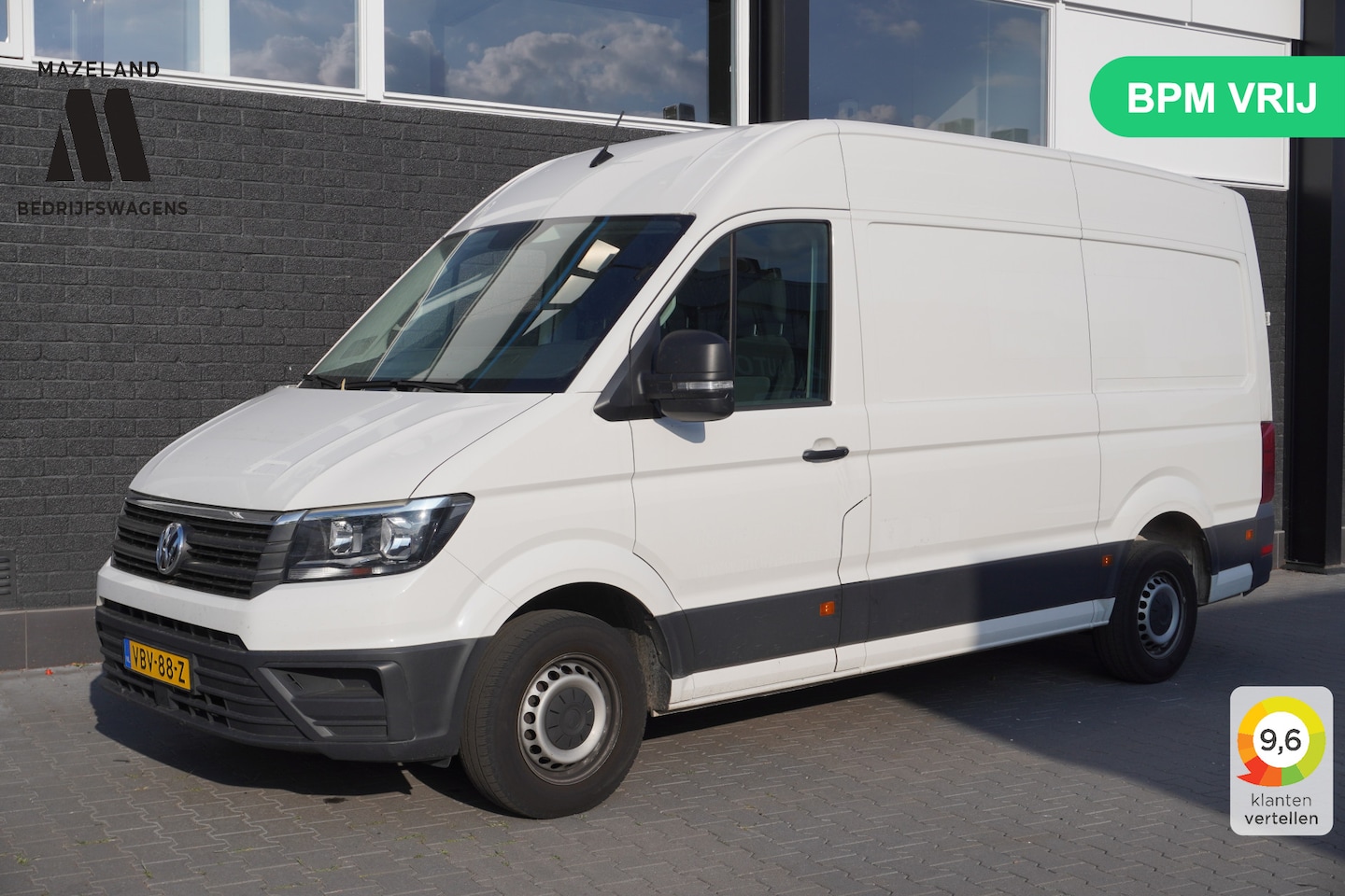Volkswagen Crafter - 2.0 TDI 140PK L3H3 - Airco - Radio - Cruise - €16.900,- Excl. - AutoWereld.nl