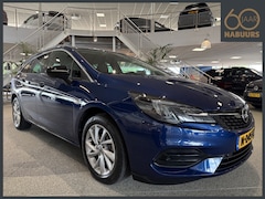 Opel Astra Sports Tourer - 1.2 Business Elegance, NL auto, Trekhaak, Camera