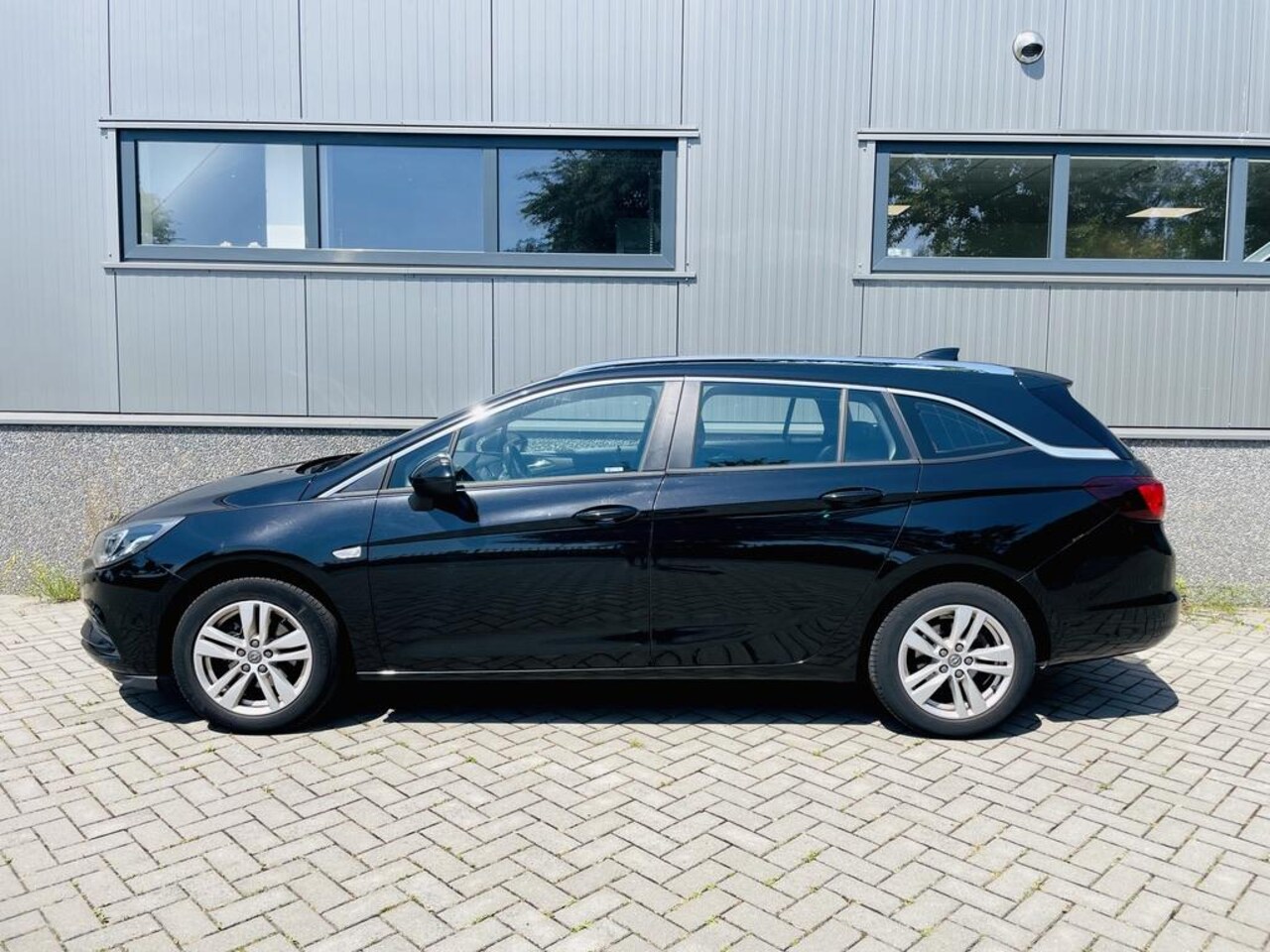 Opel Astra Sports Tourer - 1.4 Online Edition 150 pk | Trekhaak | CarPlay | Navigatie | Airco