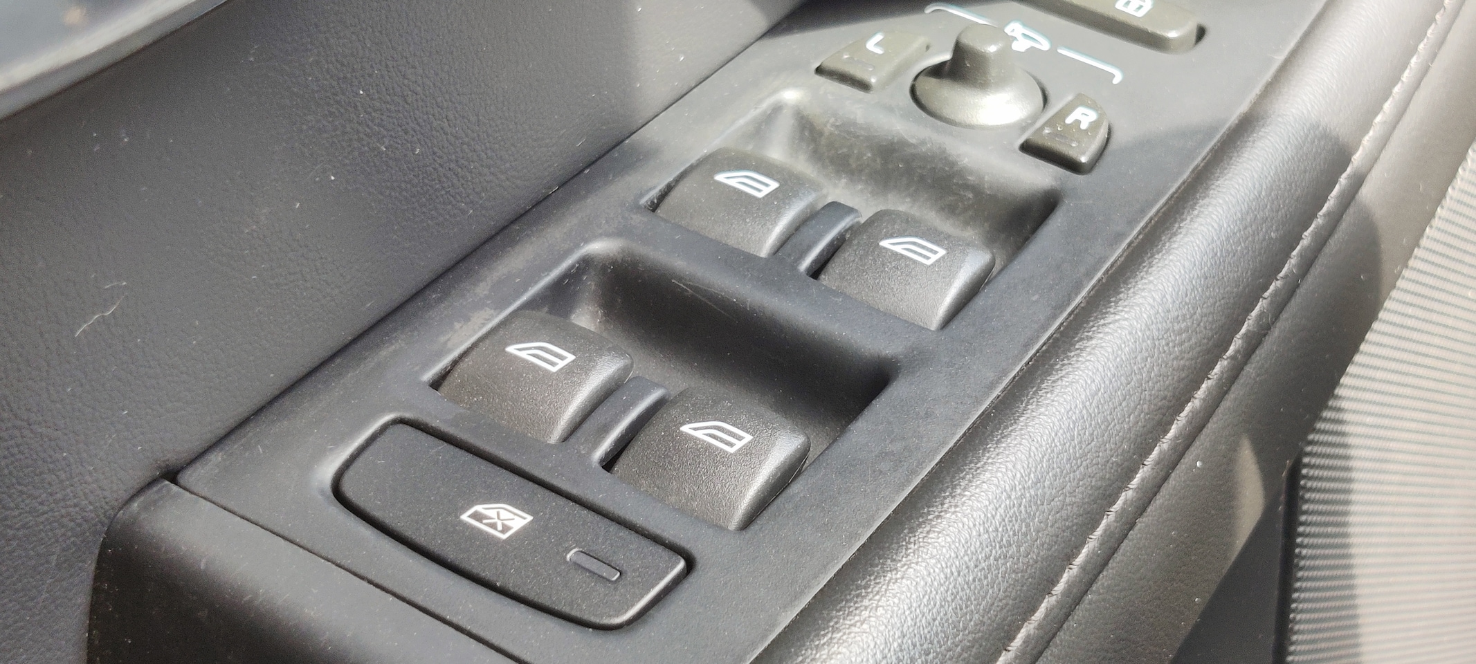 Volvo V70 - 2.0 T4 Inscription Edition Standkachel, stoel ventilatie