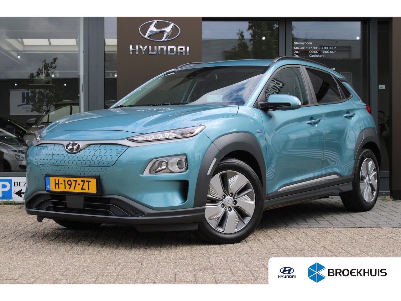 Hyundai Kona Electric - EV Fashion 64 kWh | Achteruitrijcamera | Airco (automatisch) | Apple Carplay/Android Auto| - AutoWereld.nl