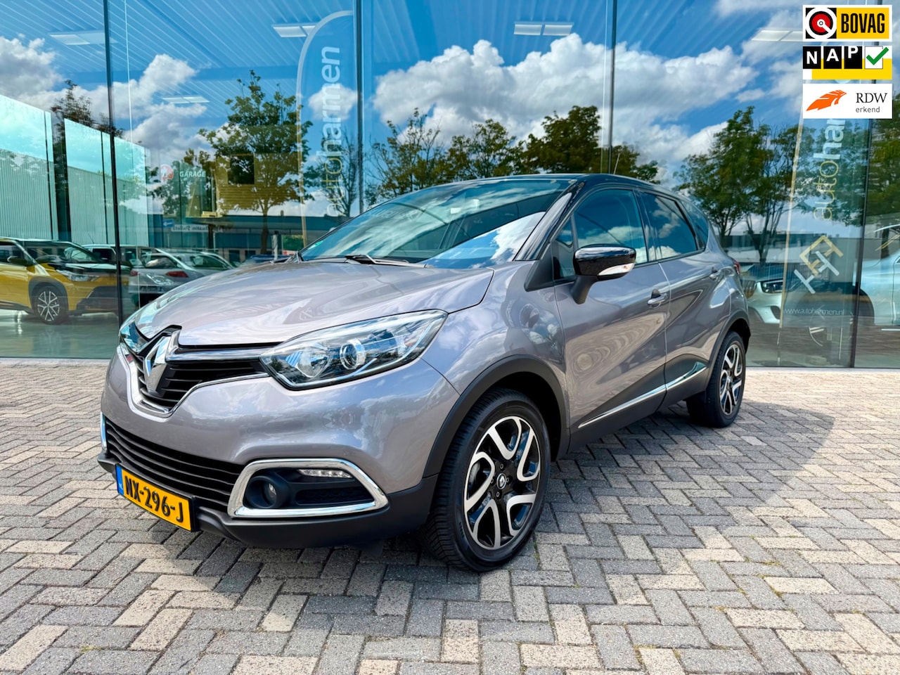 Renault Captur - 1.2 TCe Dynamique 2-tone, NAP, Navi, KeyLess, Camera, PDC - AutoWereld.nl