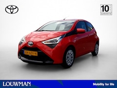 Toyota Aygo - 1.0 VVT-i x-play | Dealer onderhouden | Apple CarPlay/Android Auto | Achteruitrijcamera |
