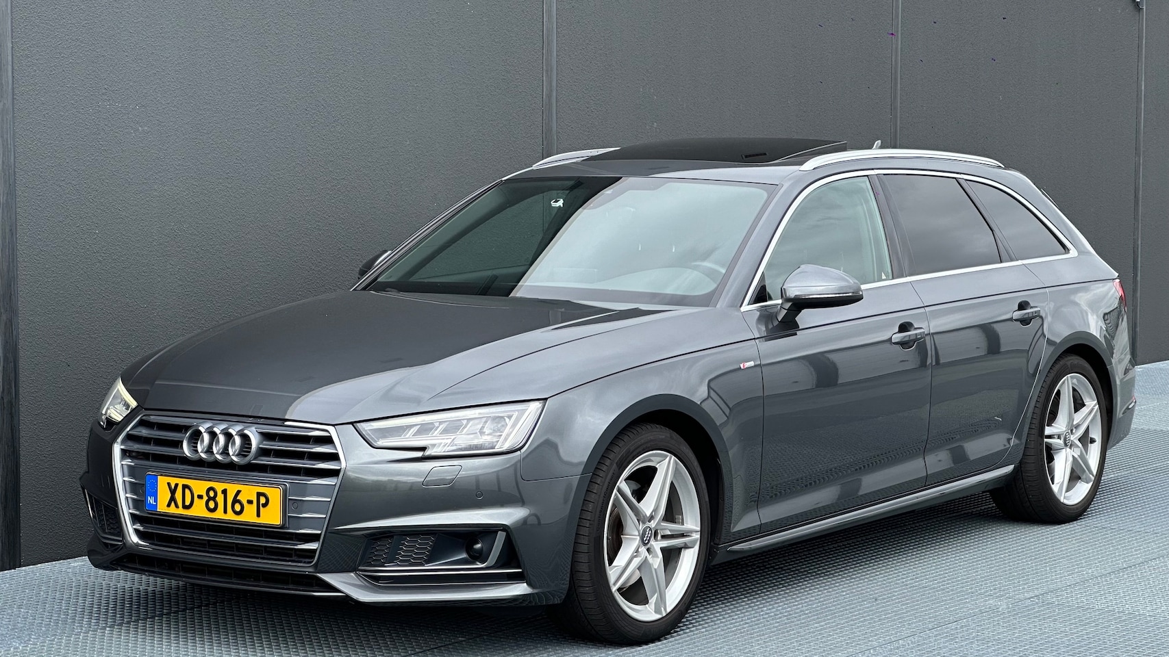 Audi A4 Avant - 2.0 TFSI MHEV Sport S line edition Audi A4 Avant 2.0 TFSI 190PK Automaat met panoramadak - AutoWereld.nl