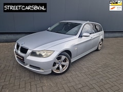 BMW 3-serie Touring - 320i Business Line