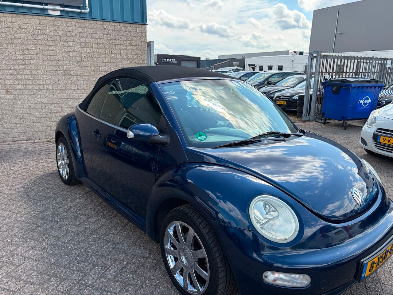Volkswagen New Beetle Cabriolet - 1.6 Turijn Comfort 1.6 Turijn Comfort - AutoWereld.nl