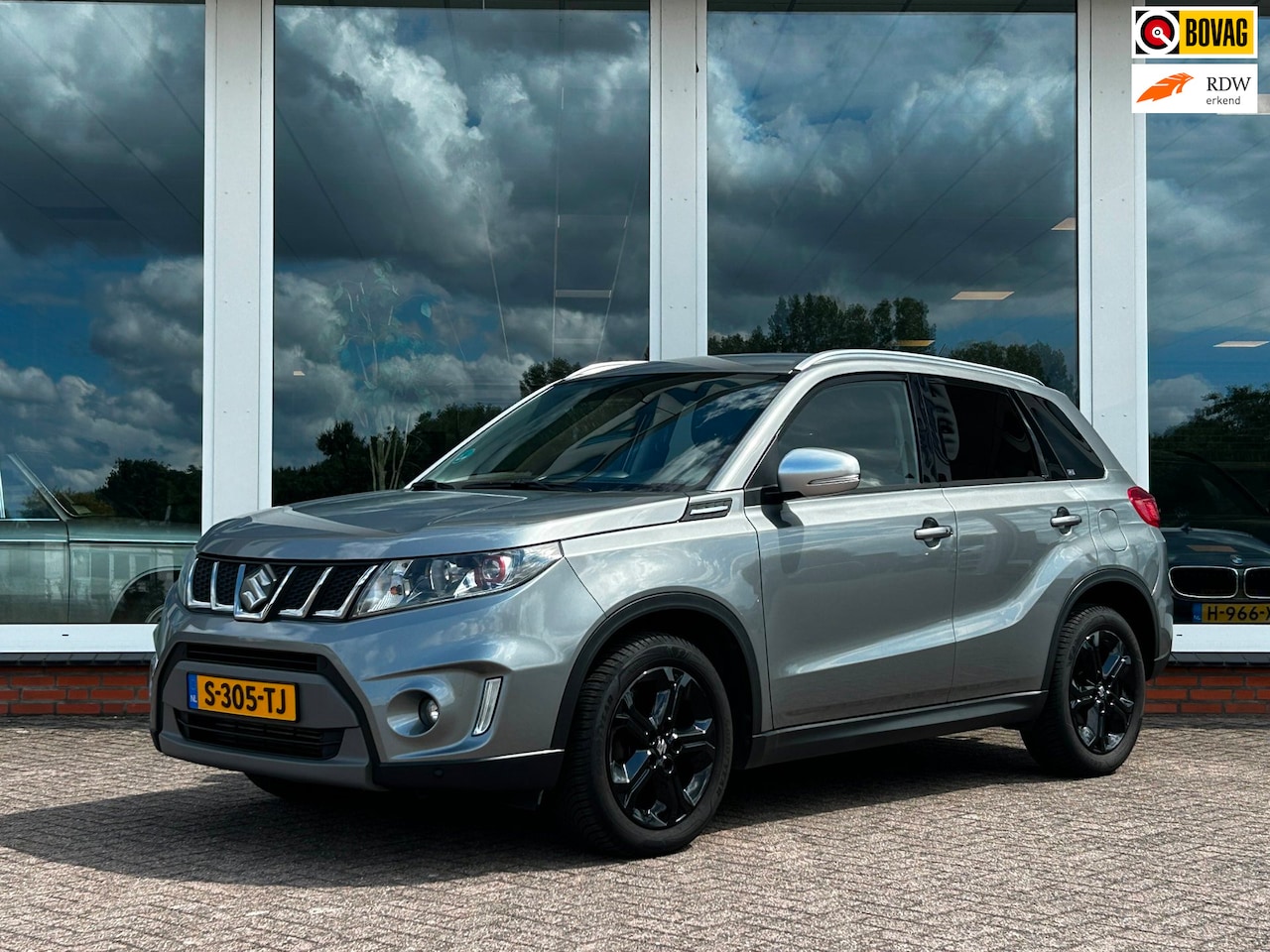 Suzuki Vitara - 1.4 S Allgrip AUT. - Navi - Camera - PDC - Leder - Trekhaak - AutoWereld.nl