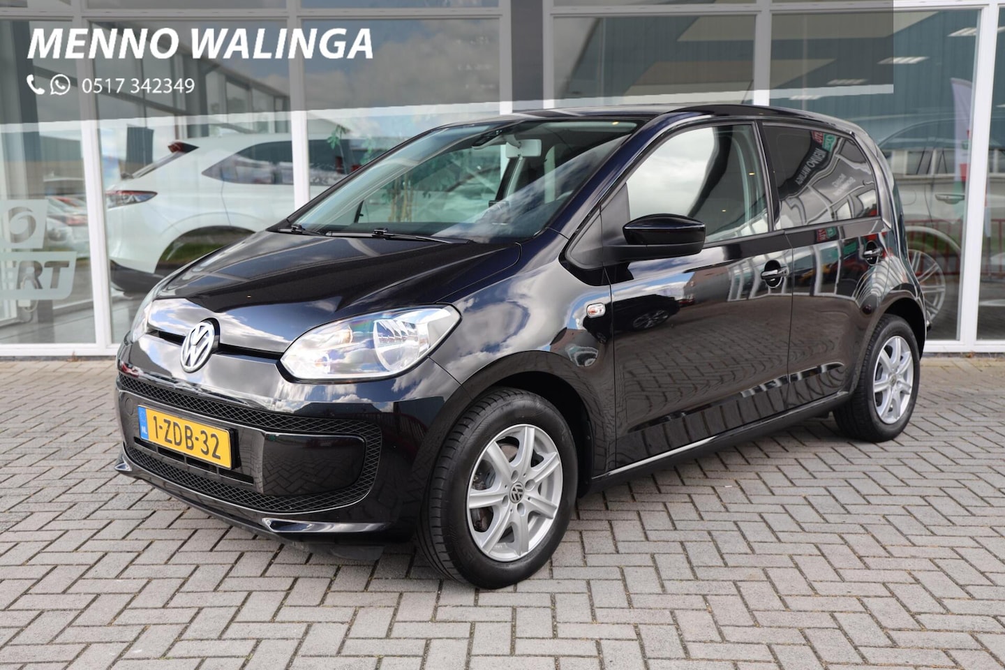Volkswagen Up! - 1.0 move up! BlueMotion|Schuif/kanteldak|Fietsendrager|Airco| - AutoWereld.nl