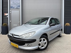 Peugeot 206 - 1.4 XS/Inruilkoopje/APK tot december 2026/Beginnersauto/