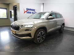 Skoda Karoq - 1.5TSI ACT DSG7 Style LED/Camera/ACC/Carplay/Navi/18''Velg