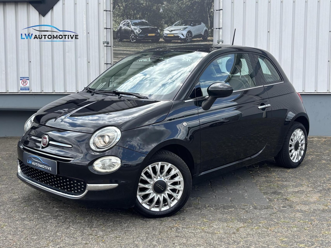 Fiat 500 - 1.2 Lounge | Panoramadak | Parkeersensoren | Climate control - AutoWereld.nl