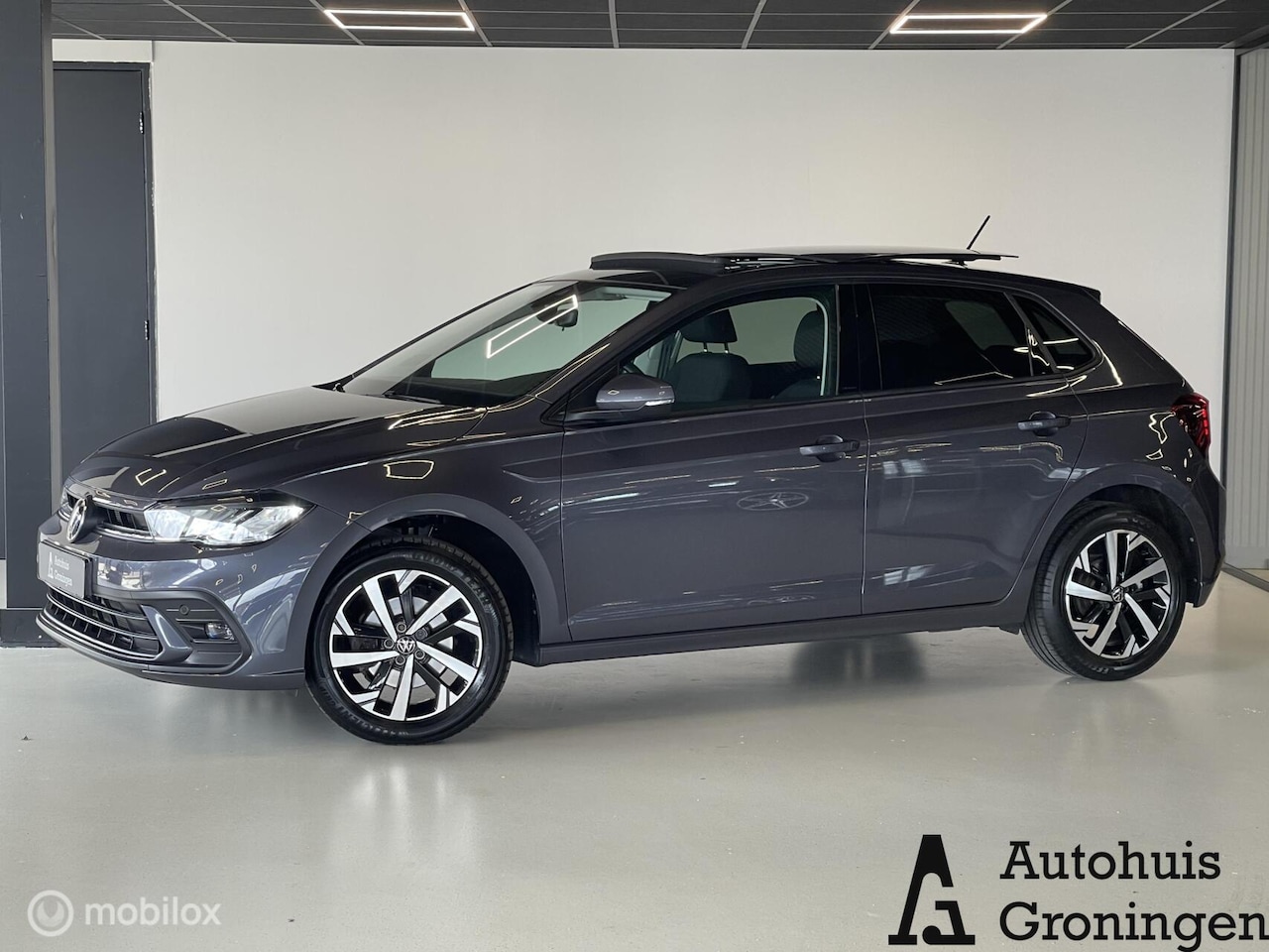 Volkswagen Polo - 1.0 TSI Life 81 kW DSG | Pano | Stoelverwarming | CarPlay | 49.756 KM - AutoWereld.nl