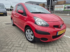 Toyota Aygo - 1.0-12V Aspiration /Airco werkt goed