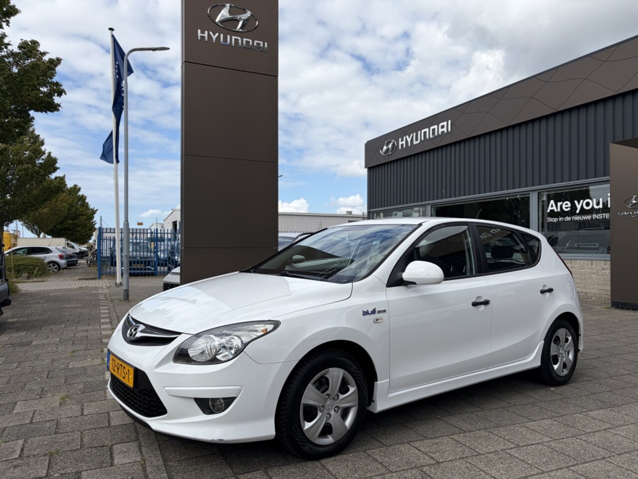 Hyundai i30 - 1.4i i-Drive Cool*RIJKLAARPRIJS* - AutoWereld.nl