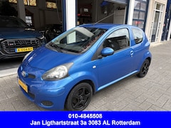 Toyota Aygo - 1.0-12V Comfort L.M VELGEN/ NW APK