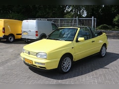 Volkswagen Golf Cabriolet - 1.8 SCHUURVONDST