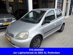 Toyota Yaris - 1.3-16V VVT-i Luna NAP/APK 02-2027/5 DEURS