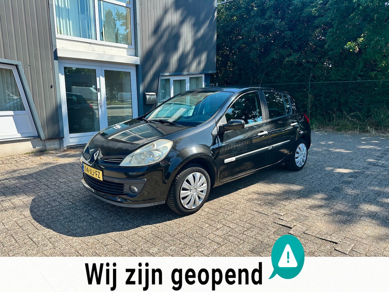 Renault Clio - 1.4-16V Dynamique S 1.4-16V Dynamique S - AutoWereld.nl