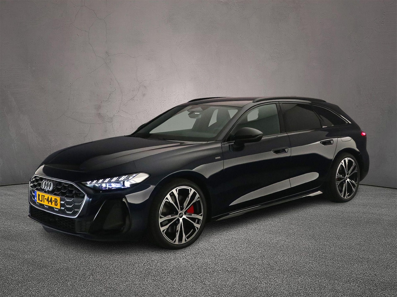 Audi A5 Avant - 2.0 e-hybrid quattro S edition Competition | Panoramadak | Trekhaak | Bang & Olufsen | Spo - AutoWereld.nl
