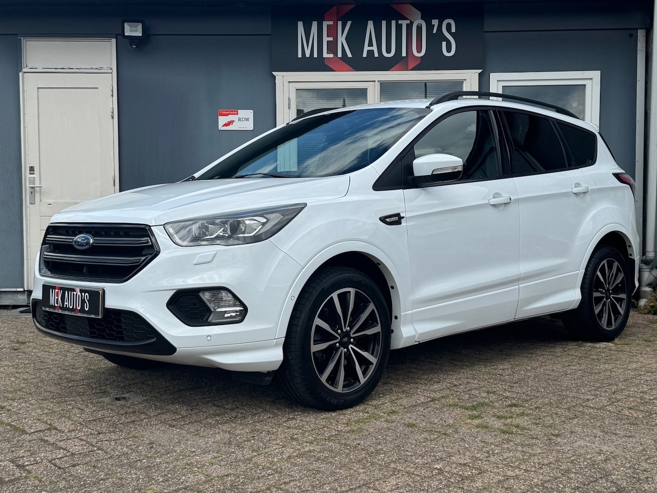 Ford Kuga - 1.5 EcoBoost ST Line|Navi|Trekhaak|Carplay|Camera - AutoWereld.nl