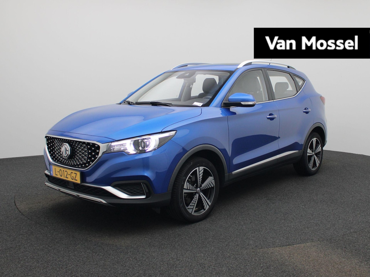 MG MG ZS EV - Luxury 45 kWh | Leder | Panoramadak | CarPlay | Stoelverwarming | Camera | - AutoWereld.nl