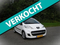 Peugeot 107 - 1.0-12V Millesim 200 . 5 Drs . Airco . Elec ramen . TRekhaak afneembaar . enz
