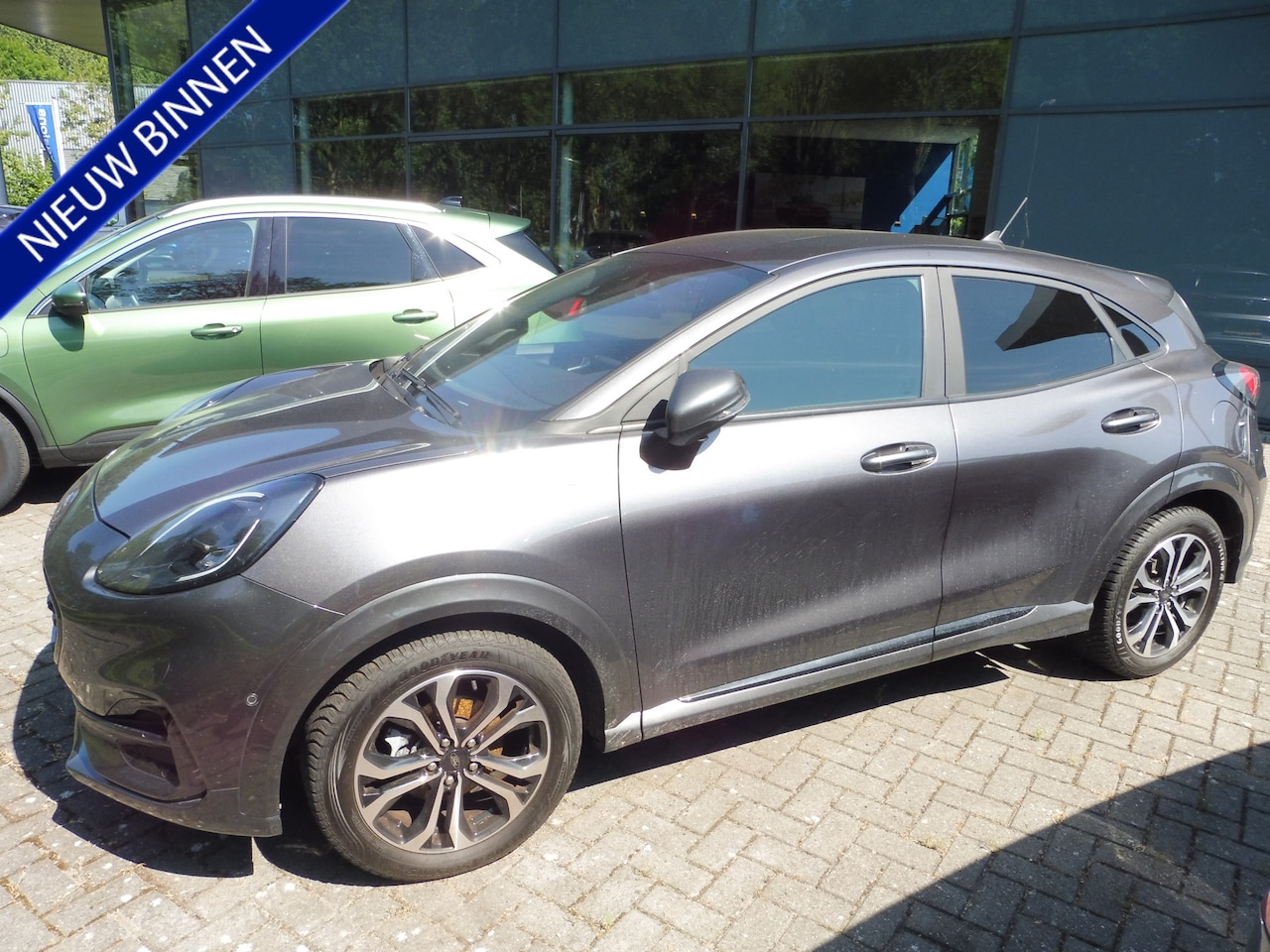 Ford Puma - 125pk Hybrid ST-Line Navigatie Ad.CrC Blis Camera Winter-Pack Trekhaak - AutoWereld.nl