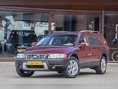 Volvo XC70 - 2.5 T MOMENTUM