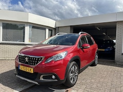 Peugeot 2008 - 1.2 110pk Allure Navi / Pano Dak